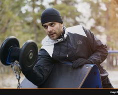 tập gym buổi sáng hay buổi tối tốt hơn