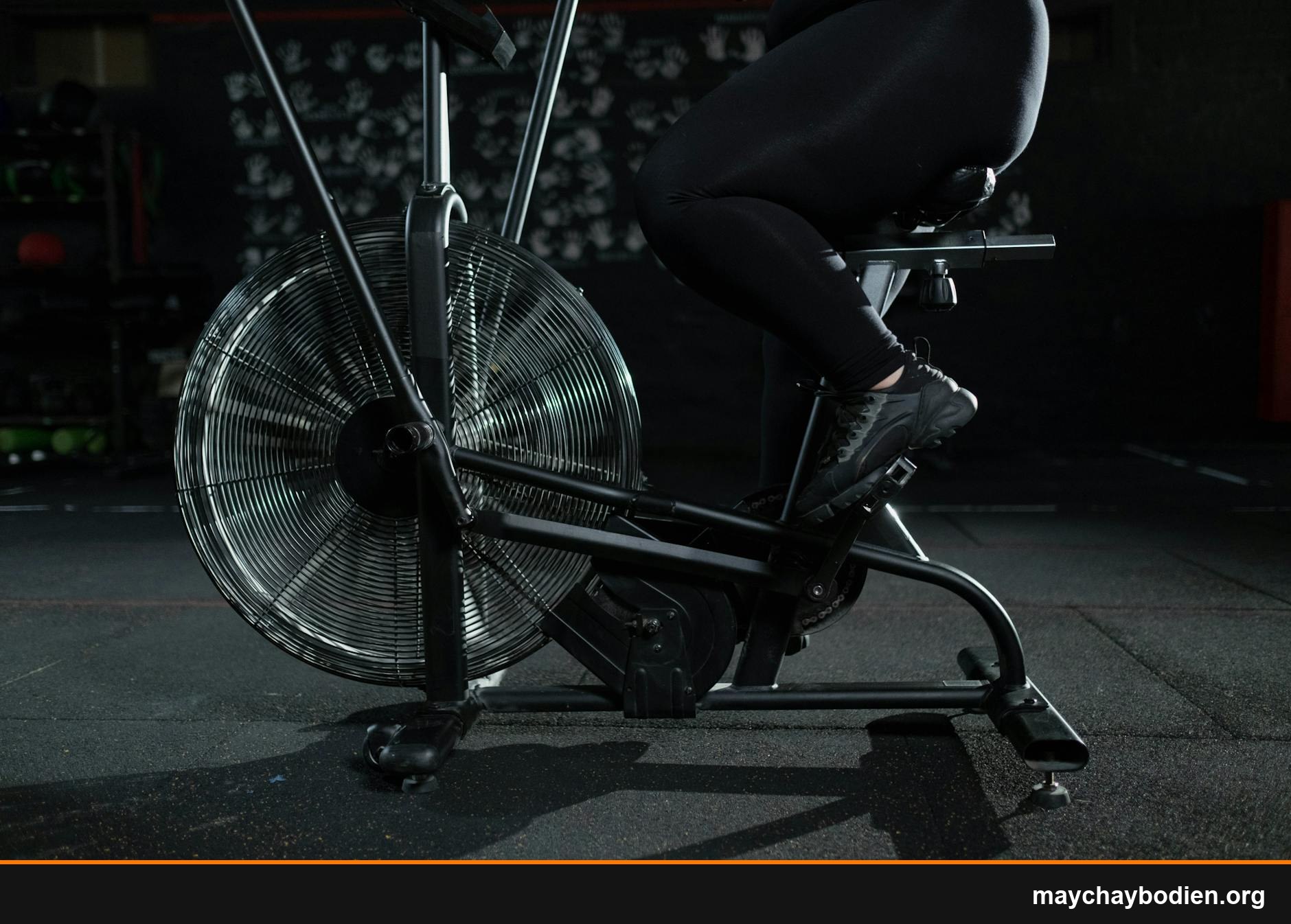 xe đạp spinning là gì hướng dẫn sử dụng