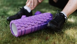 con lăn tập lưng foam roller có tốt không