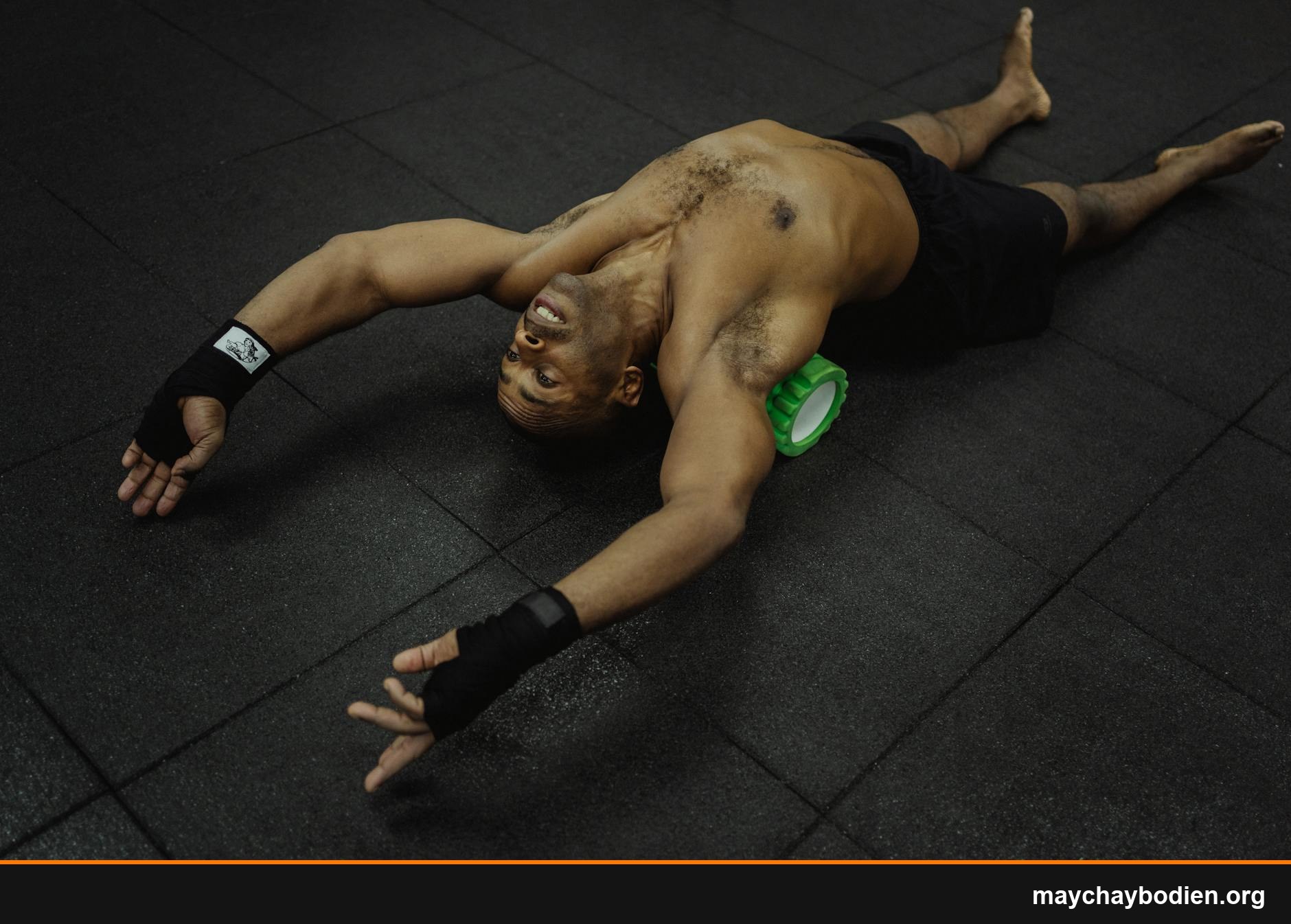 con lăn tập lưng foam roller có tốt không hướng dẫn