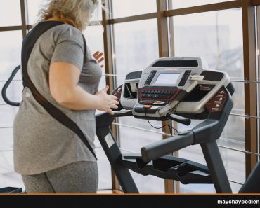 máy chạy bộ cơ hay điện loại nào tốt hơn