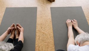 yoga cho người cao tuổi bài tập nhẹ nhàng
