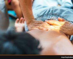 yoga cho người đau lưng