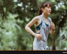 chạy bộ có giảm mỡ đùi không