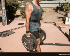 đai lưng tập gym có cần thiết không