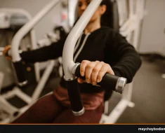 máy ép ngực có tốt không nên mua không