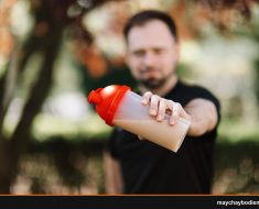 uống protein shake khi nào tốt nhất