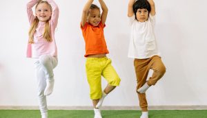 yoga cho trẻ em có lợi ích gì