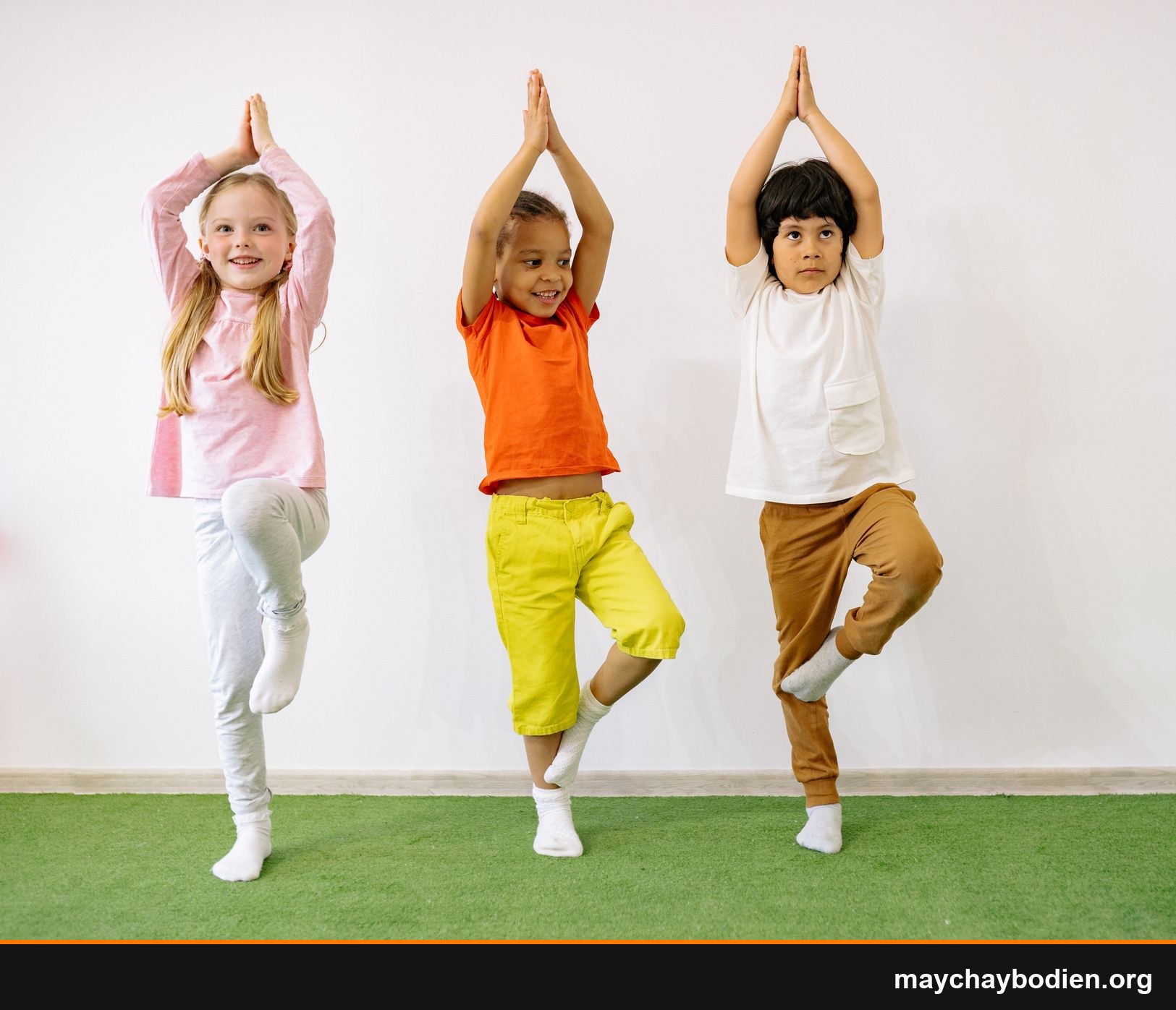 yoga cho trẻ em có lợi ích gì hướng dẫn