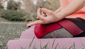 yoga có giúp giảm stress không