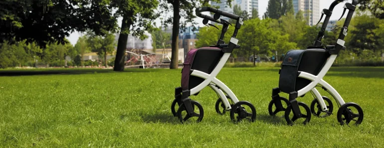 thiết bị hỗ trợ đi lại cho người già