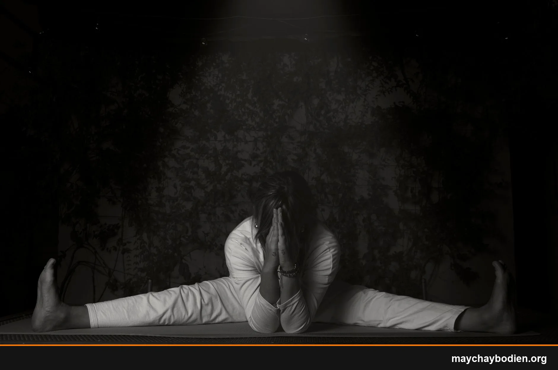 yoga kundalini là gì có nguy hiểm không