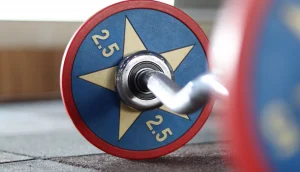 thanh tạ đòn barbell bao nhiêu kg là đủ cho người mới